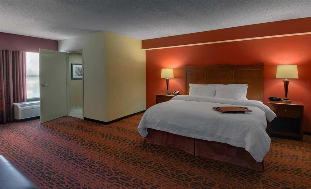 Hampton Inn Fort Wayne-Southwest Номер фото