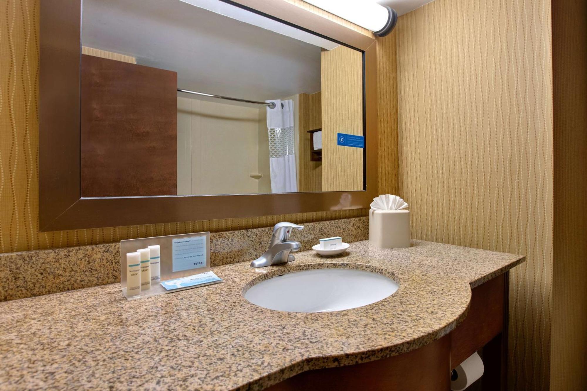 Hampton Inn Fort Wayne-Southwest Экстерьер фото