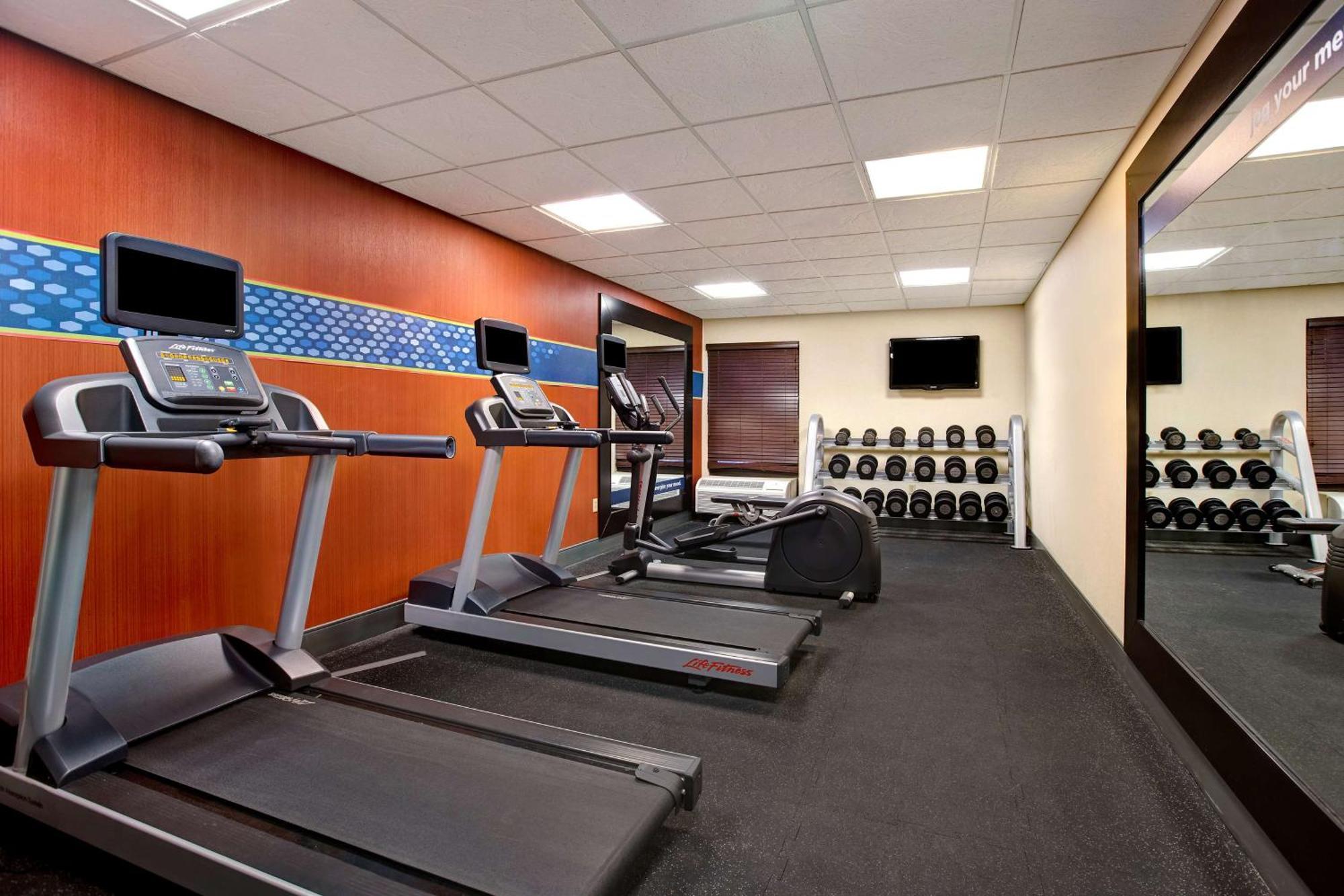 Hampton Inn Fort Wayne-Southwest Экстерьер фото