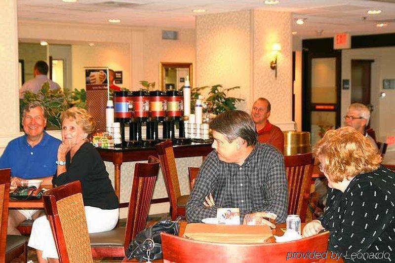 Hampton Inn Fort Wayne-Southwest Экстерьер фото