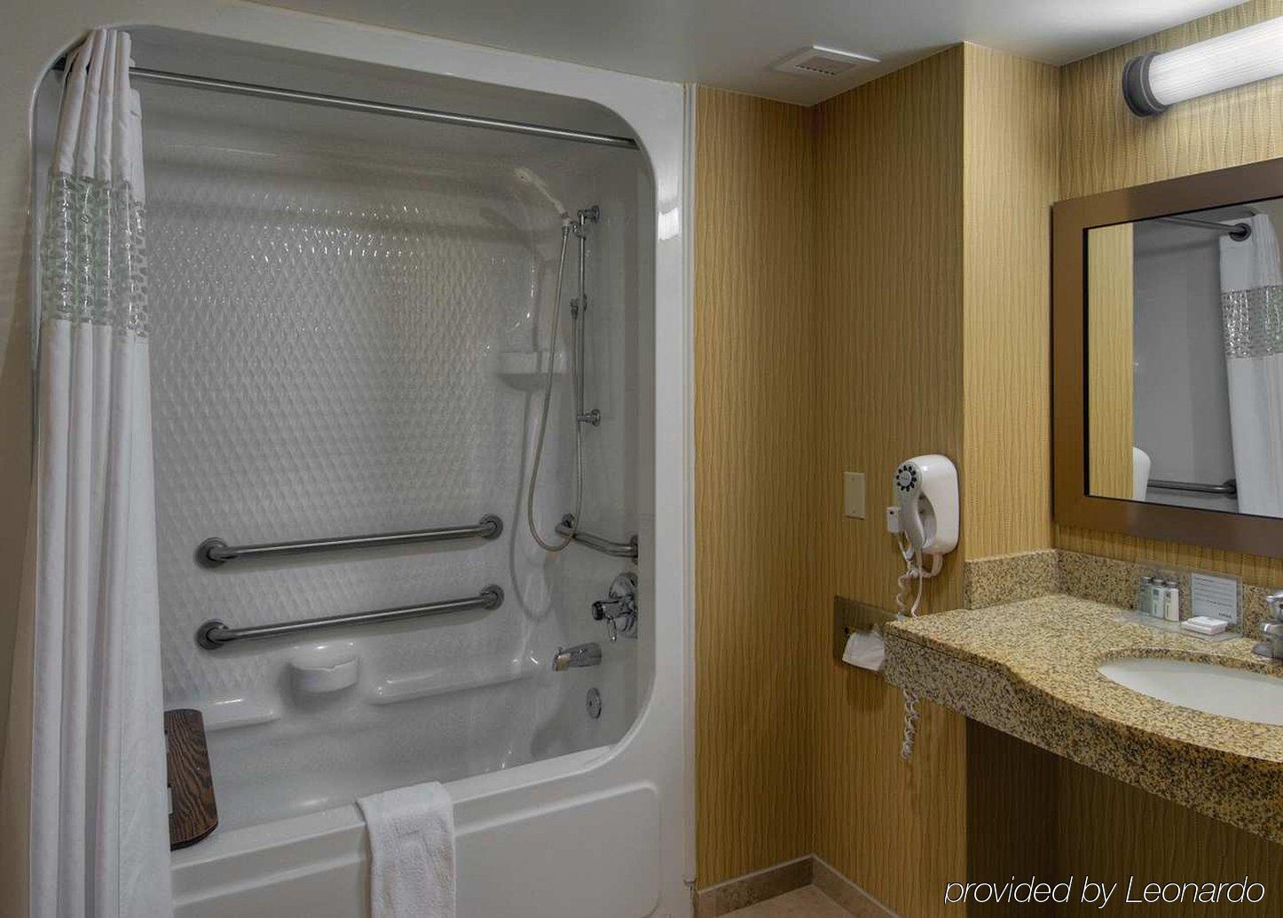 Hampton Inn Fort Wayne-Southwest Экстерьер фото